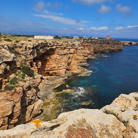Es Pujols Isla De La Calmaアパートメント エクステリア 写真
